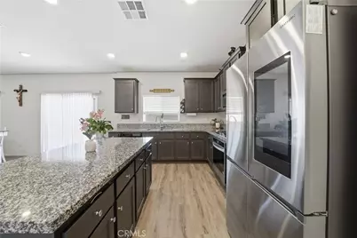 13070 Sierra Madre Court, Victorville, CA 92394 - Photo 17