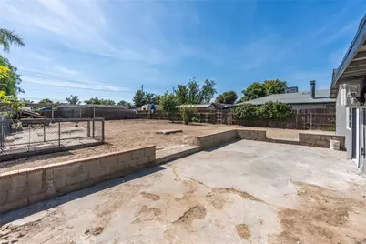 10546 Orchard Street, Bloomington, CA 92316 - Photo 41