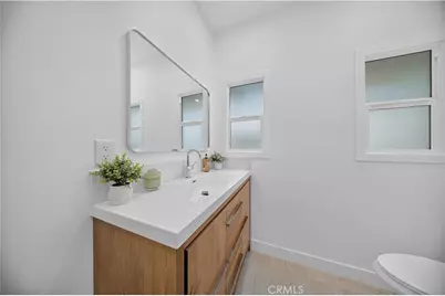 1305 W 46th, Los Angeles, CA 90037 - Photo 15