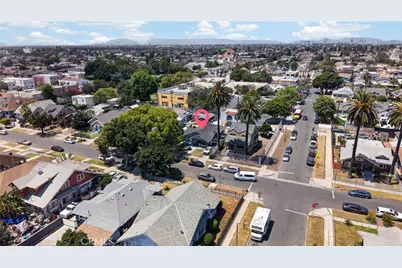 1305 W 46th, Los Angeles, CA 90037 - Photo 5