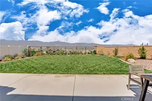 2573 Hannah Crk Ln, Rialto, CA 92377 - Photo 5