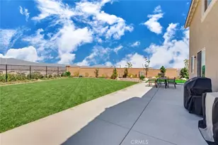 2573 Hannah Crk Ln, Rialto, CA 92377 - Photo 35