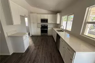 30957 Greensboro Dr, Temecula, CA 92592 - Photo 9
