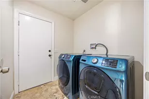 12631 Blazing Star Ln, Victorville, CA 92392 - Photo 15
