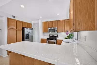 1389 Sonnet Hill, Corona, CA 92881 - Photo 11