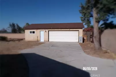 8309 Langdon, Hesperia, CA 92345 - Photo 5