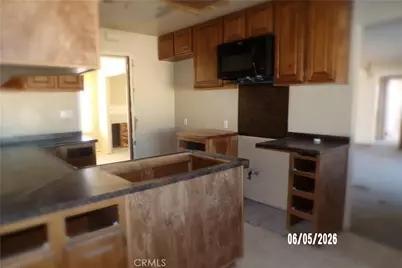 8309 Langdon, Hesperia, CA 92345 - Photo 9