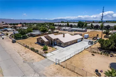 15921 Pine Street, Hesperia, CA 92345 - Photo 5