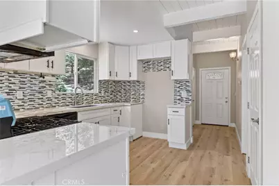 1106 Grass Valley Rd, Lake Arrowhead, CA 92352 - Photo 5
