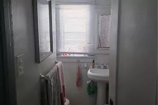 9726 Bowman, South Gate, CA 90280 - Photo 11