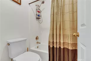 16341 Freesia, Fontana, CA 92336 - Photo 29