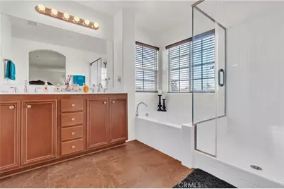 16341 Freesia, Fontana, CA 92336 - Photo 33