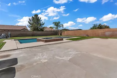 16341 Freesia, Fontana, CA 92336 - Photo 45