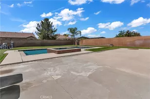 16341 Freesia, Fontana, CA 92336 - Photo 45