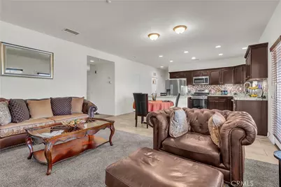 16341 Freesia, Fontana, CA 92336 - Photo 11
