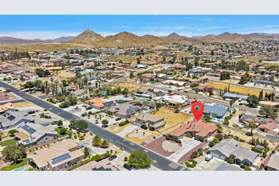 16233 Ridge View Drive, Apple Valley, CA 92307 - Photo 61