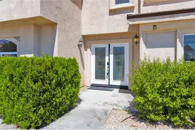 16245 Ridge View Drive, Apple Valley, CA 92307 - Photo 11