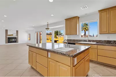 16245 Ridge View Drive, Apple Valley, CA 92307 - Photo 21
