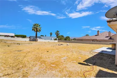 16245 Ridge View Drive, Apple Valley, CA 92307 - Photo 5