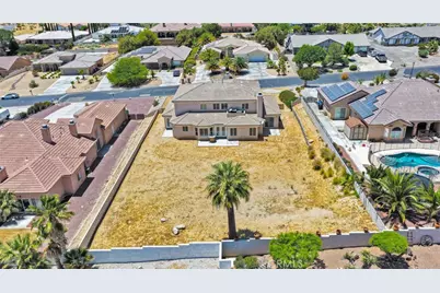 16245 Ridge View Drive, Apple Valley, CA 92307 - Photo 65