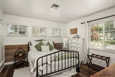 1706 Berkeley, Pomona, CA 91768 - Photo 39