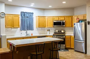 13687 Dellwood, Victorville, CA 92392 - Photo 11