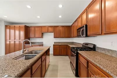 3900 Obsidian, San Bernardino, CA 92407 - Photo 9