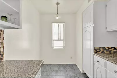 9906 Owensmouth #14, Chatsworth, CA 91311 - Photo 9