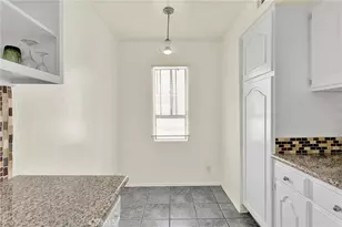 9906 Owensmouth, Chatsworth, CA 91311 - Photo 9