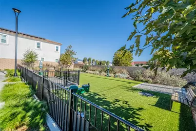 214 Bonita Lane, Rialto, CA 92376 - Photo 43