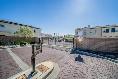 214 Bonita Lane, Rialto, CA 92376 - Photo 45