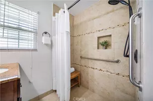 5221 N Oakbank Ave, Covina, CA 91722 - Photo 17