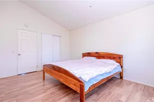 13619 W Constitution Way, Fontana, CA 92336 - Photo 17
