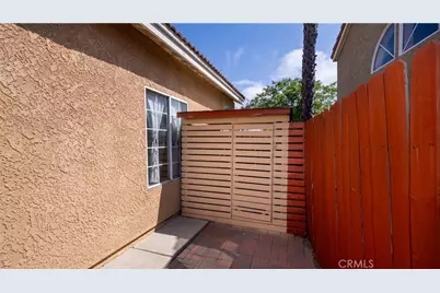 13619 W Constitution Way, Fontana, CA 92336 - Photo 49