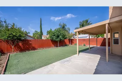 13619 W Constitution Way, Fontana, CA 92336 - Photo 51