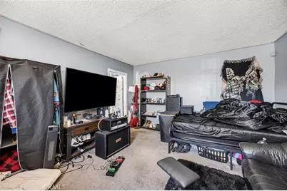 15670 Ceres Avenue, Fontana, CA 92335 - Photo 21