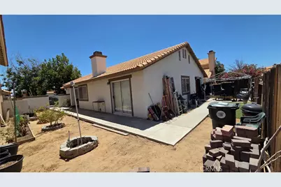 12410 Basswood, Victorville, CA 92395 - Photo 3