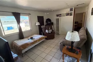 16087 Spruce, Hesperia, CA 92345 - Photo 13