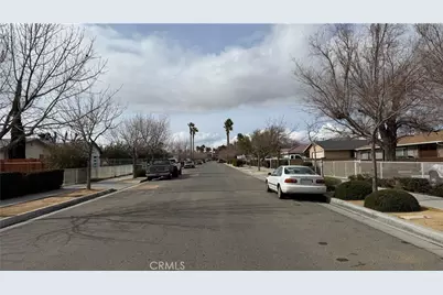 16087 Spruce, Hesperia, CA 92345 - Photo 3