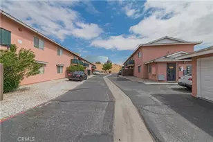 16518 Avalon Ave, Victorville, CA 92395 - Photo 15