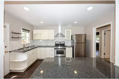 306 S Center, Redlands, CA 92373 - Photo 11