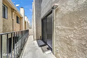 557 E Verdugo Ave, Burbank, CA 91501 - Photo 13