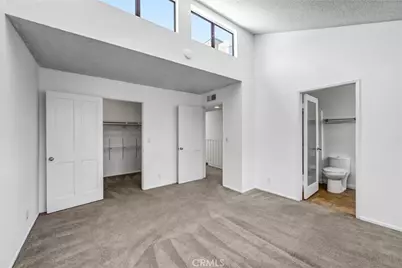 557 E Verdugo Avenue #M, Burbank, CA 91501 - Photo 9