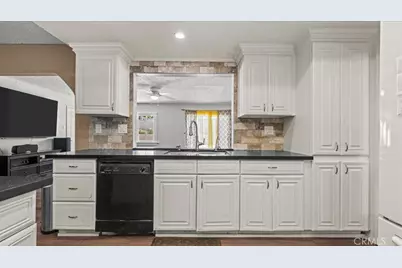 1445 E Bermuda Dunes, Ontario, CA 91761 - Photo 11