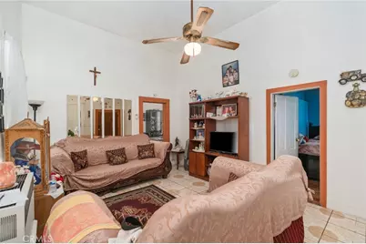 27344 Main Street, Highland, CA 92346 - Photo 11