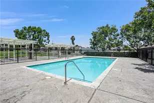 1621 Bent Rail Cir, Colton, CA 92324 - Photo 23