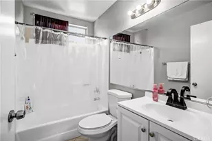 1621 Bent Rail Cir, Colton, CA 92324 - Photo 17