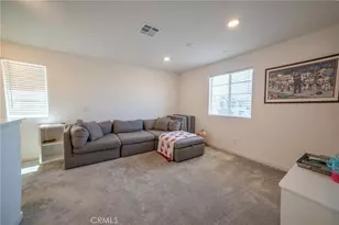 2651 Emerald Bay, Rialto, CA 92377 - Photo 19