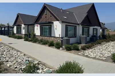 2651 Emerald Bay, Rialto, CA 92377 - Photo 33