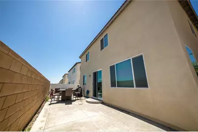 2651 Emerald Bay, Rialto, CA 92377 - Photo 29